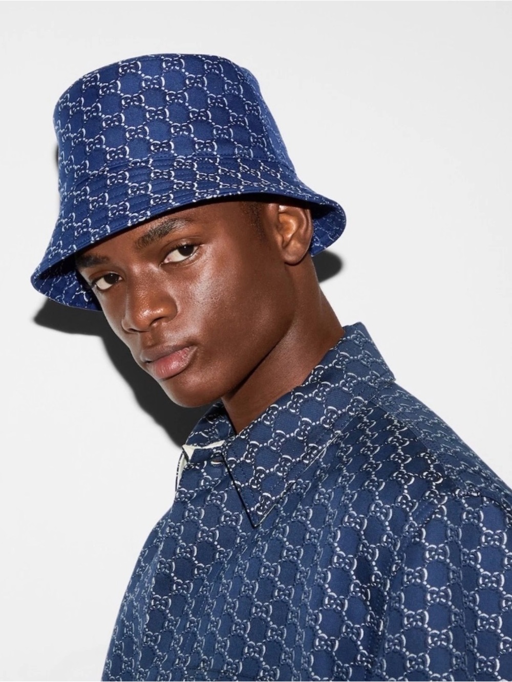 New Gucci GG Shadow men cotton bucket hat, size L (59cm), blue